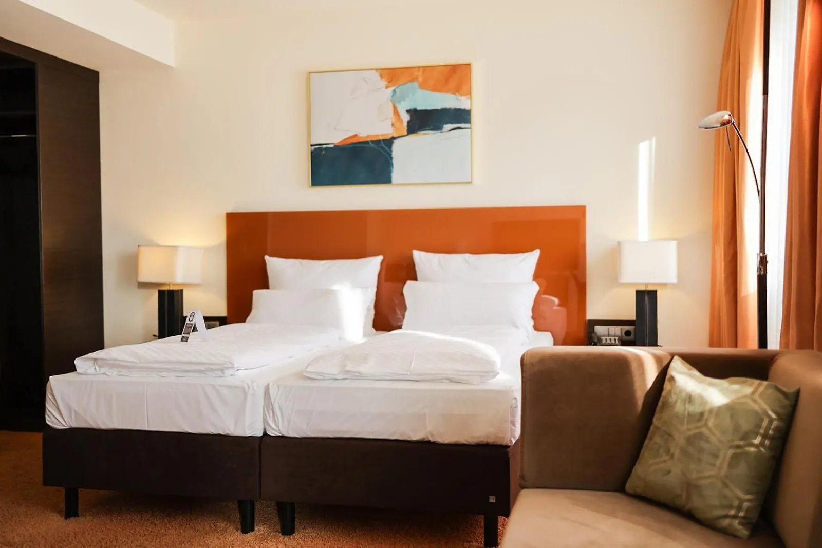 l'Arrivée Hotel&Spa Dortmund 4*,